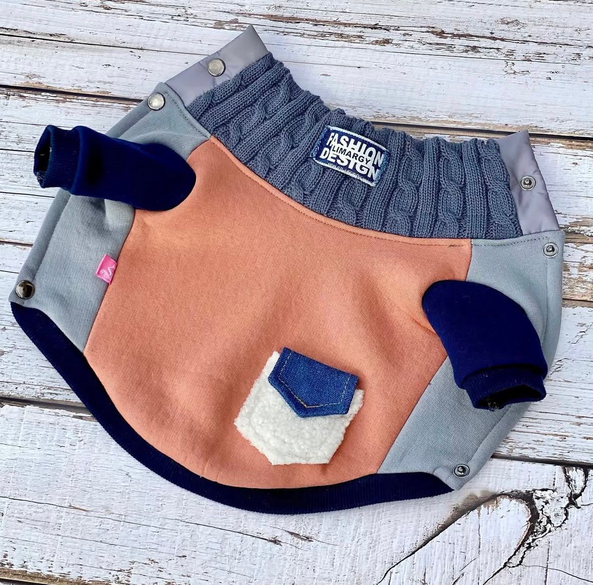 Triko Yaka Detaylı Şık Köpek Montu